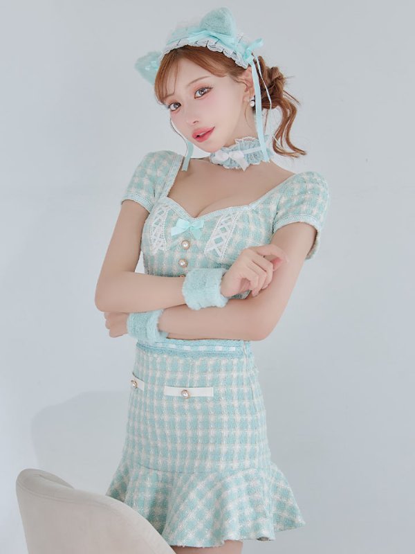 モデル：明日花キララ 　身長：162cm 　着用サイズ： Sサイズ