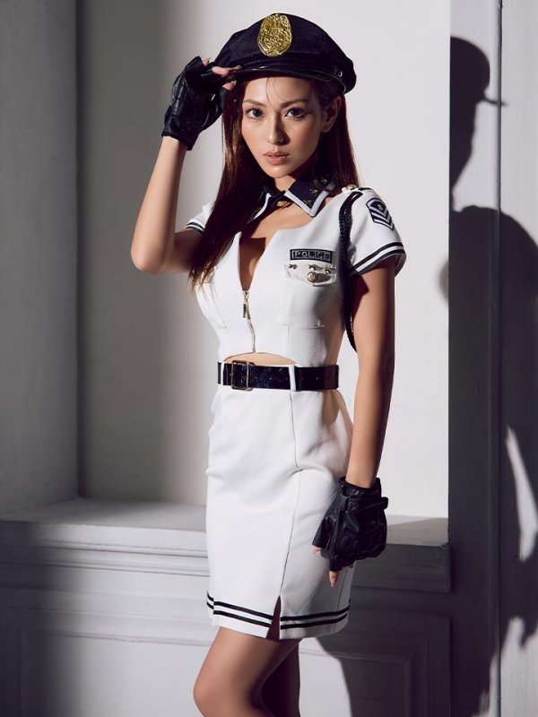 モデル：カレン　身長：154cm　着用サイズ：Sサイズ