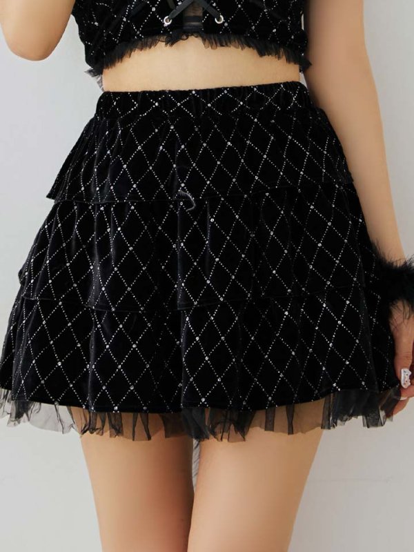 モデル：三上悠亜 身長：159cm　着用サイズ：Sサイズ