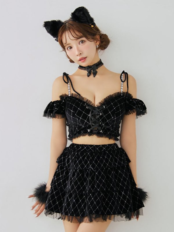 モデル：三上悠亜 身長：159cm　着用サイズ：Sサイズ