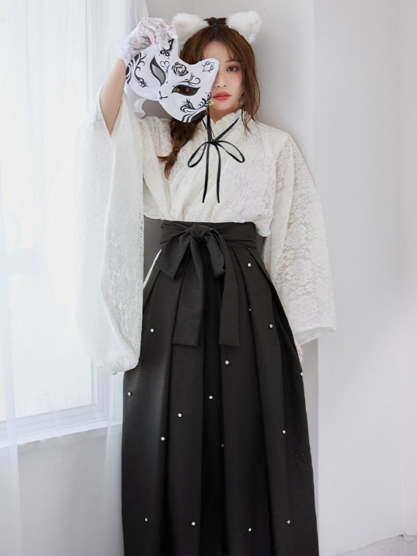 モデル：吉木千沙都 身長：158cm　着用サイズ：Fサイズ