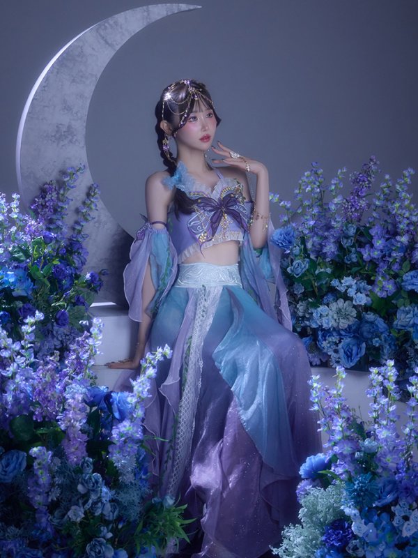 モデル：ゆりにゃ 身長：162cm 着用サイズ：Fサイズ