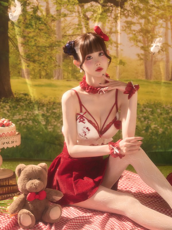 モデル：ゆりにゃ 身長162cm　着用サイズ：Sサイズ