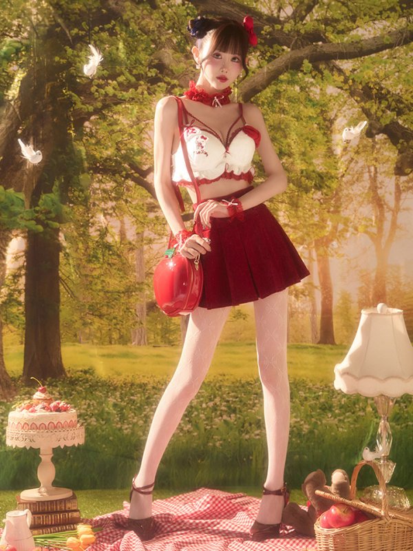 モデル：ゆりにゃ 身長162cm　着用サイズ：Sサイズ
