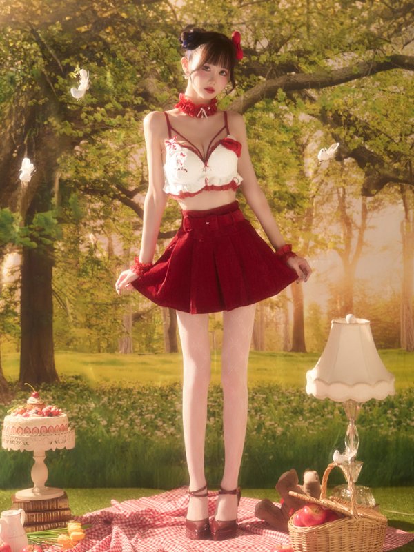 モデル：ゆりにゃ 身長162cm　着用サイズ：Sサイズ
