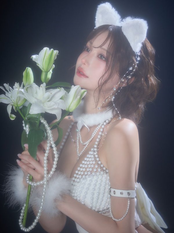 ホワイト　モデル：れみれみ　身長：163cm　着用サイズ：Sサイズ