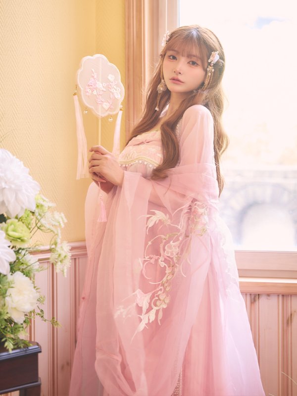 モデル：まみ　身長：161cm　着用サイズ：Sサイズ