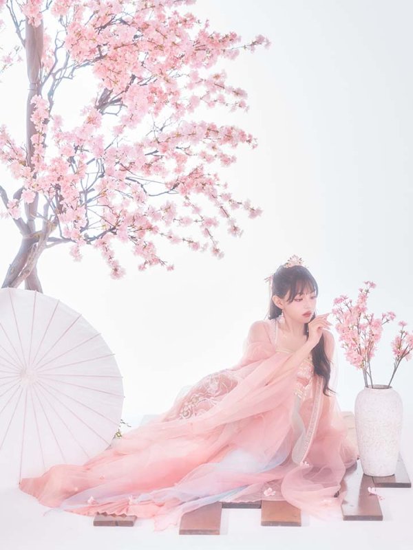 モデル：吉木千沙都（ちぃぽぽ）身長：158cm　着用サイズ：Fサイズ