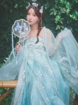 【送料無料！】【ハロウィン】アイスブルー刺繍ロングシフォン漢服セット【コスプレ3点SET】【Fサイズ】【予約/8月下旬発送予定】[OF03]三上悠亜着用