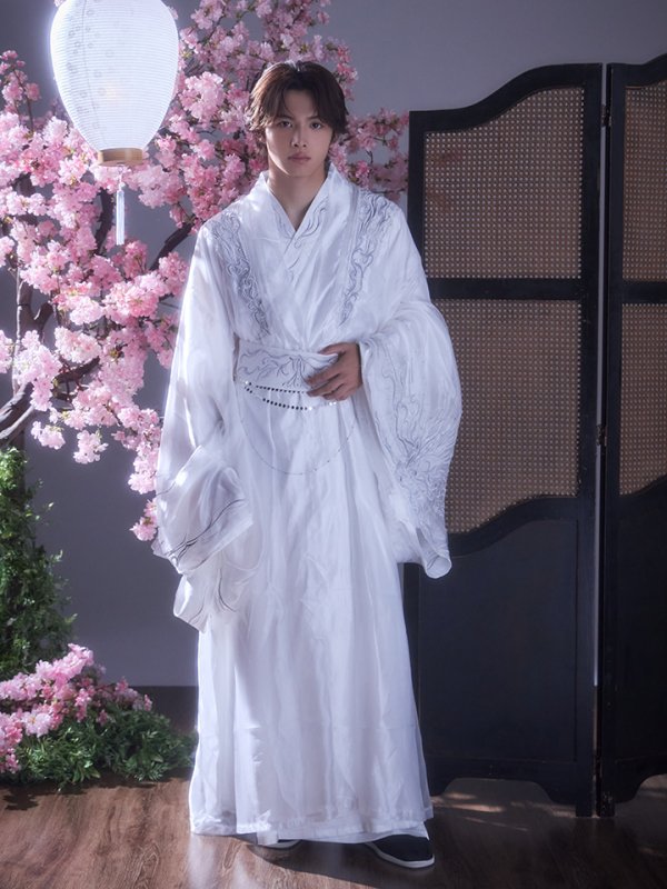モデル：今井暖大　身長：173cm　着用サイズ：Lサイズ