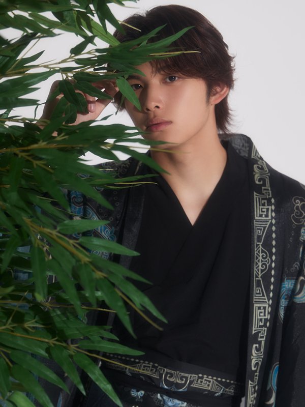 モデル：今井暖大　身長：173cm　着用サイズ：Lサイズ