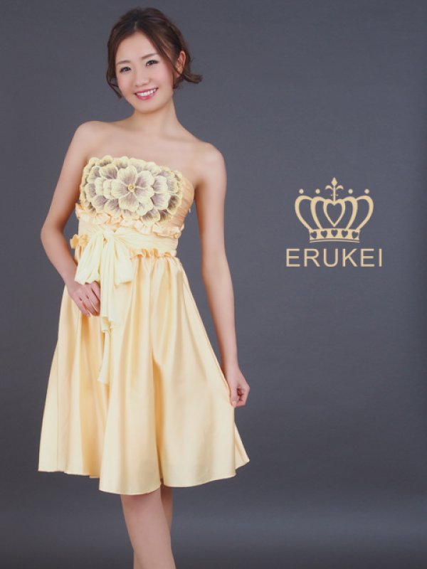 イエロー モデル：着用サイズ：7号(Sサイズ)