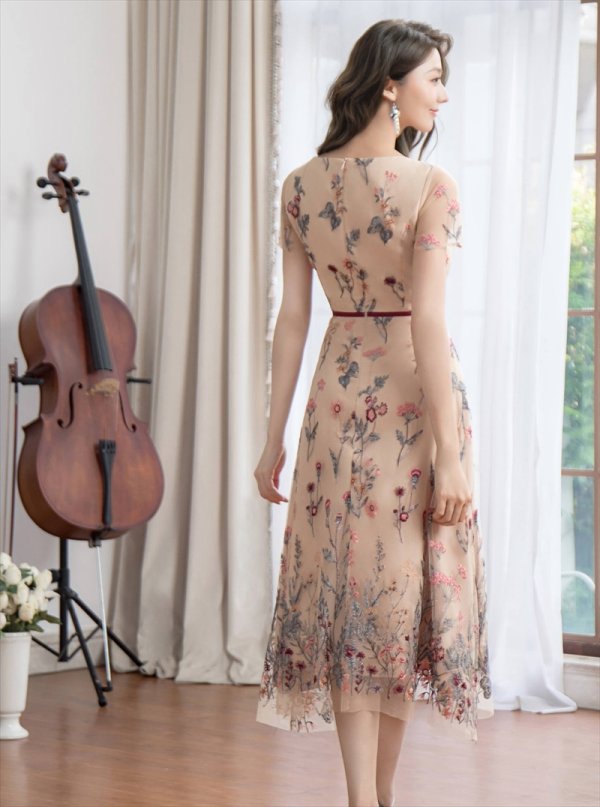 画像17: XS-Lサイズあり 【GINZA COUTURE/銀座クチュール】フラワー刺繍/ 半袖/ 袖あり/ ボートネック/ ミディアム丈/ 膝丈/ Aライン/ フレア/ ワンピース/ ミディアムドレス/ キャバドレス[OF2]