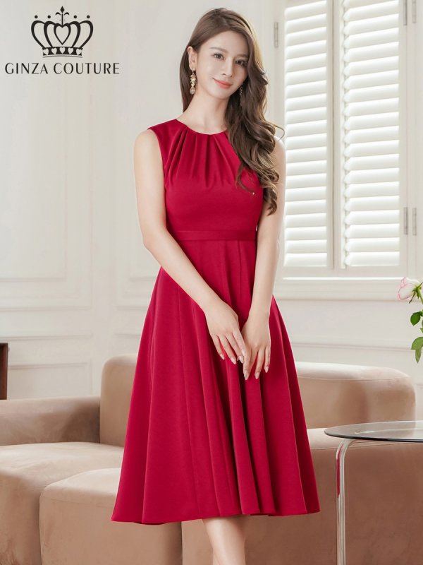 ワインレッド　モデル：Aoli　身長：162cm：7号(Sサイズ)