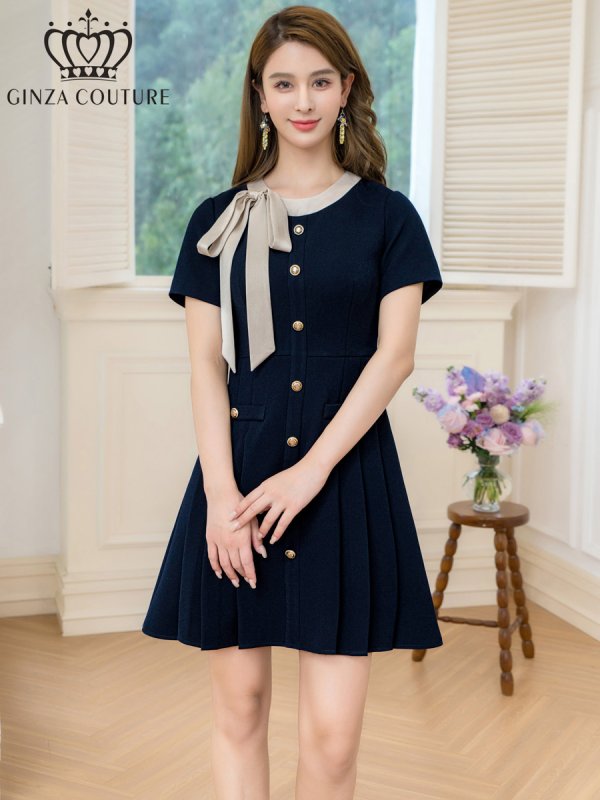 ネイビー モデル:Aoli 身長:162cm 着用サイズ:7号(Sサイズ)