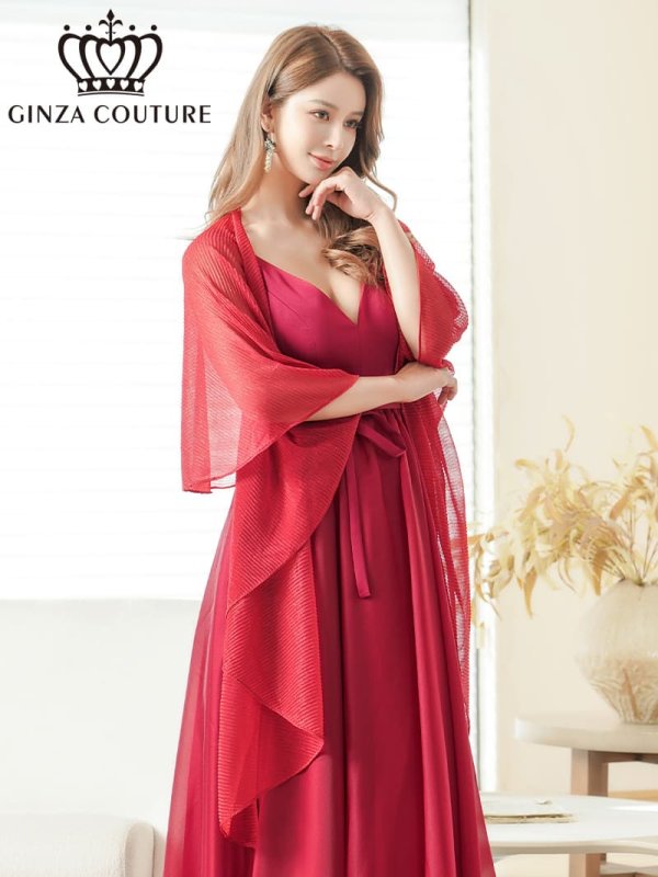 レッド モデル：Aoli　身長：162cm 着用サイズ：Fサイズ