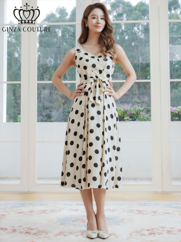 ベージュ　モデル：Aoli　身長：162cm　着用サイズ：7号(Sサイズ)