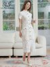 ホワイト　モデル：Aoli　身長：162cm　着用サイズ：7号(Sサイズ)