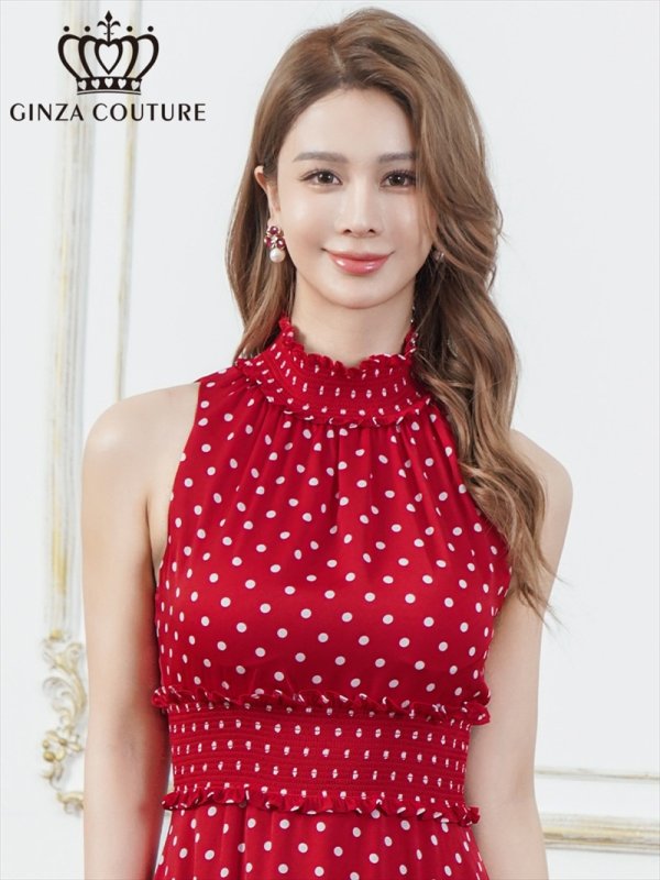 レッド×ホワイト モデル：Aoli　身長：162cm 着用サイズ：7号(Sサイズ)