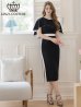 ブラックxホワイト　モデル：Aoli　身長：162cm　着用サイズ：7号(Sサイズ)