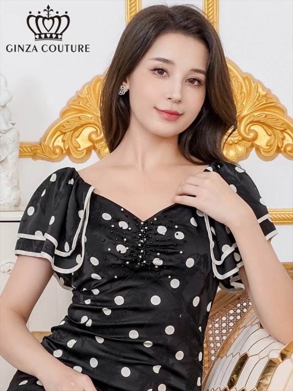 ブラック モデル:Didi 身長:166cm 着用サイズ:7号(Sサイズ)