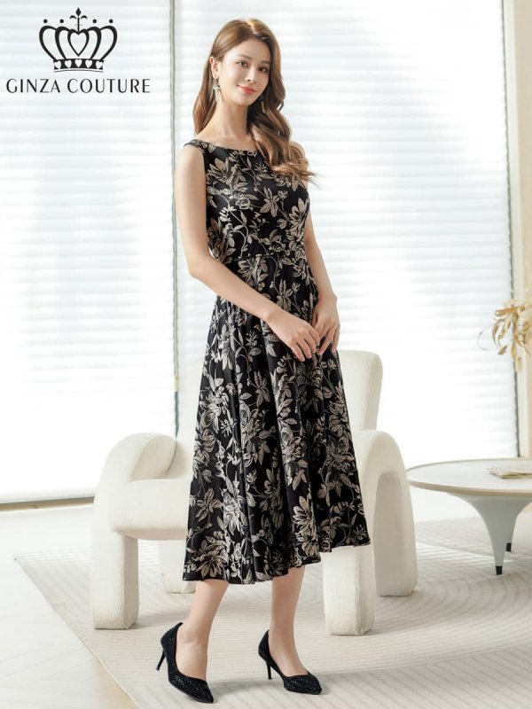 ブラック モデル：Aoli　身長：162cm 着用サイズ：7号(Sサイズ)