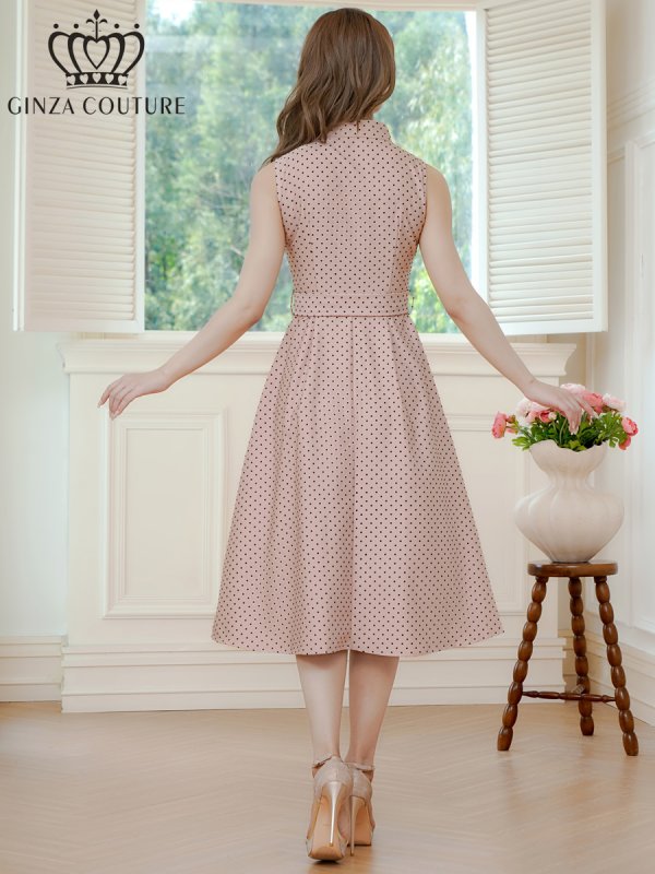 ピンク モデル:Aoli 身長:162cm 着用サイズ:7号(Sサイズ)