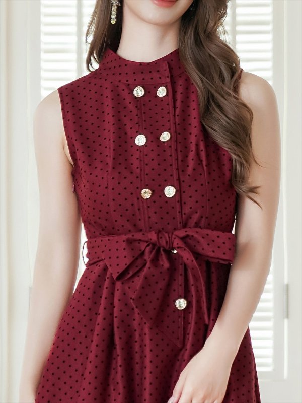 ワインレッド モデル:Aoli 身長:162cm 着用サイズ:7号(Sサイズ)