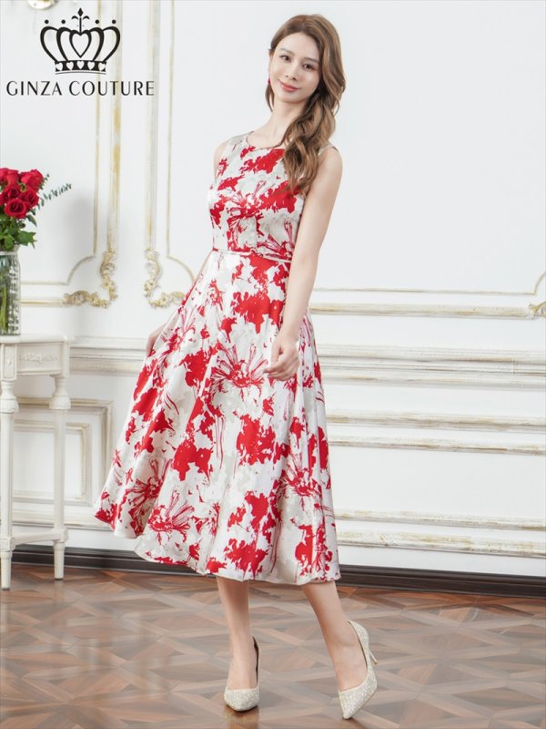 ホワイトxレッド　モデル：Aoli　身長：162cm 着用サイズ：7号(Sサイズ)