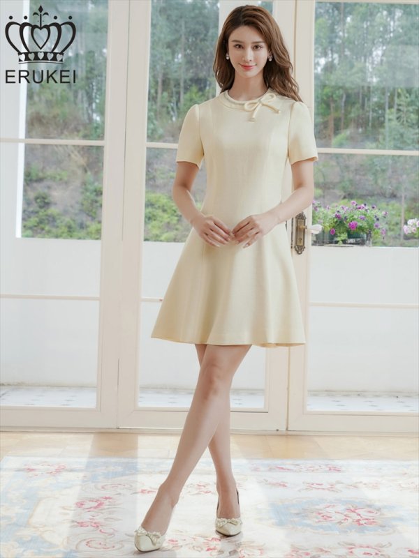 アイボリー モデル：Aoli　身長：162cm 着用サイズ：7号(Sサイズ)