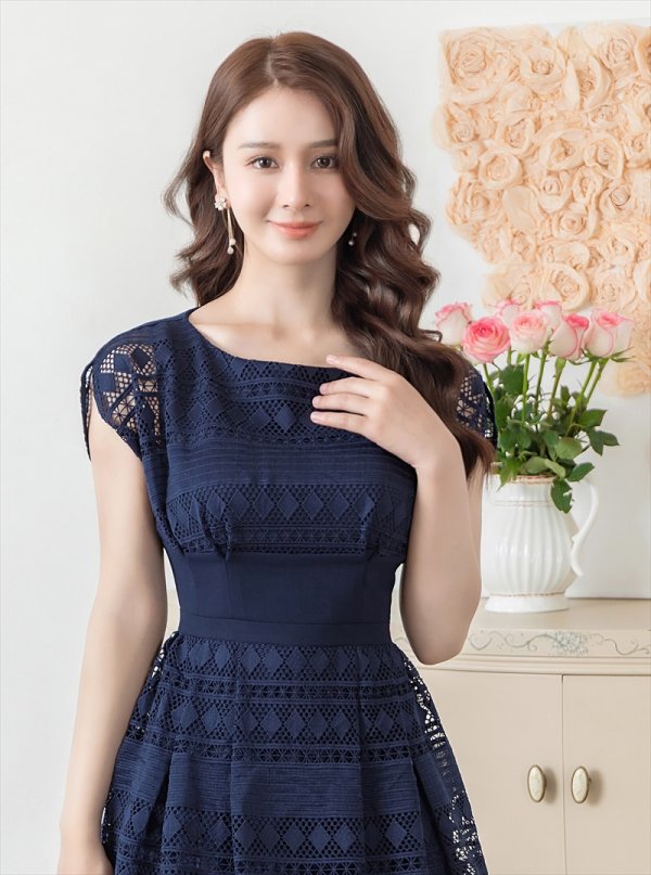 画像21: XSサイズあり【ERUKEI エルケイ】フレンチスリーブ/ ケミカルレース/ ボートネック/ Aライン/ フレア/ ワンピース/ ミディアムドレス/ キャバドレス[OF2]