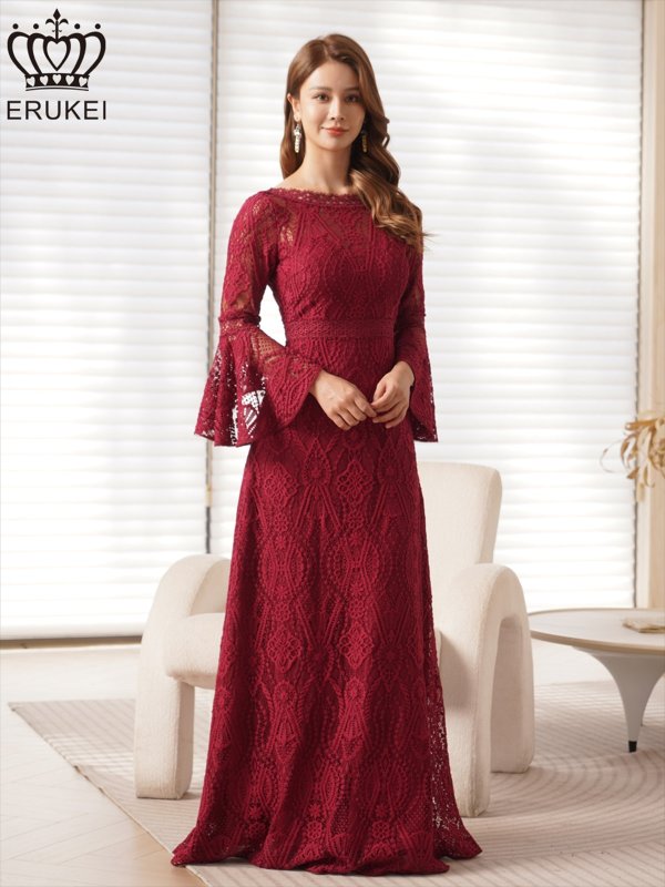 ワインレッド　モデル：Aoli　身長：162cm　着用サイズ：7号(Sサイズ)