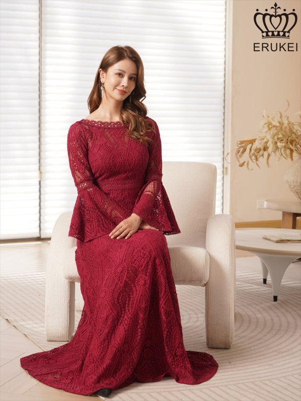 ワインレッド　モデル：Aoli　身長：162cm　着用サイズ：7号(Sサイズ)