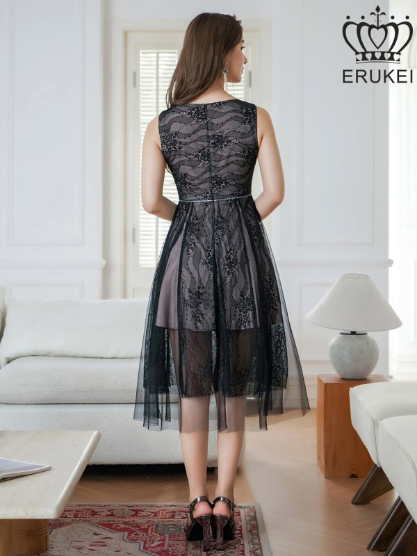 ブラック モデル:Aoli 身長:162cm 着用サイズ:7号(Sサイズ)