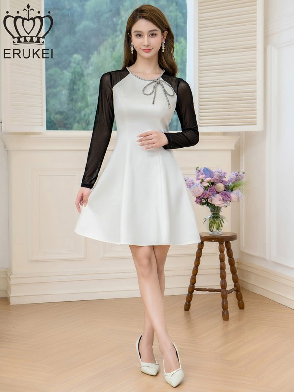 ホワイト×ブラック モデル:Aoli 身長:162cm 着用サイズ:7号(Sサイズ)