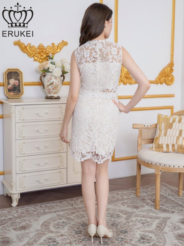 ホワイト　モデル：Didi　身長：166cm　着用サイズ：7号(Sサイズ)