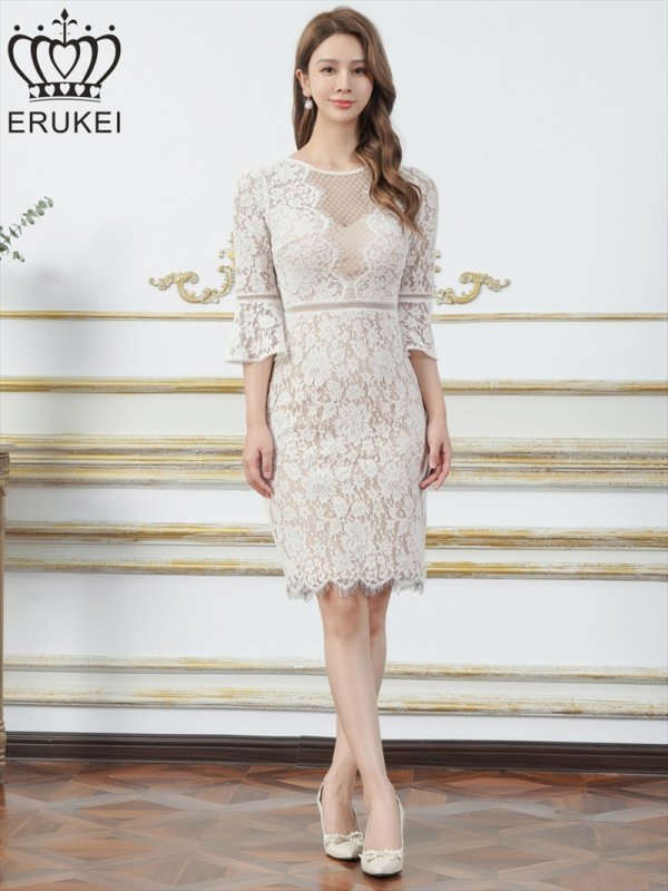 ホワイト　モデル：Aoli　身長：162cm　着用サイズ：7号(Sサイズ)