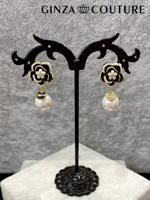 ゴールド×ブラック