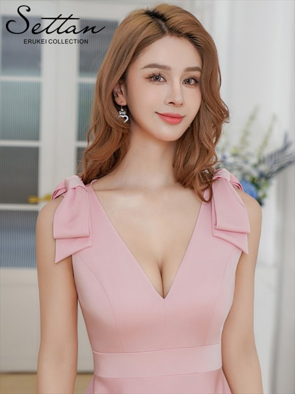 モデル：Aoli　身長：162cm 着用サイズ：7号(Sサイズ)