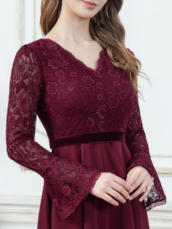 ワインレッド モデル：Aoli　身長：162cm 着用サイズ：7号(Sサイズ)