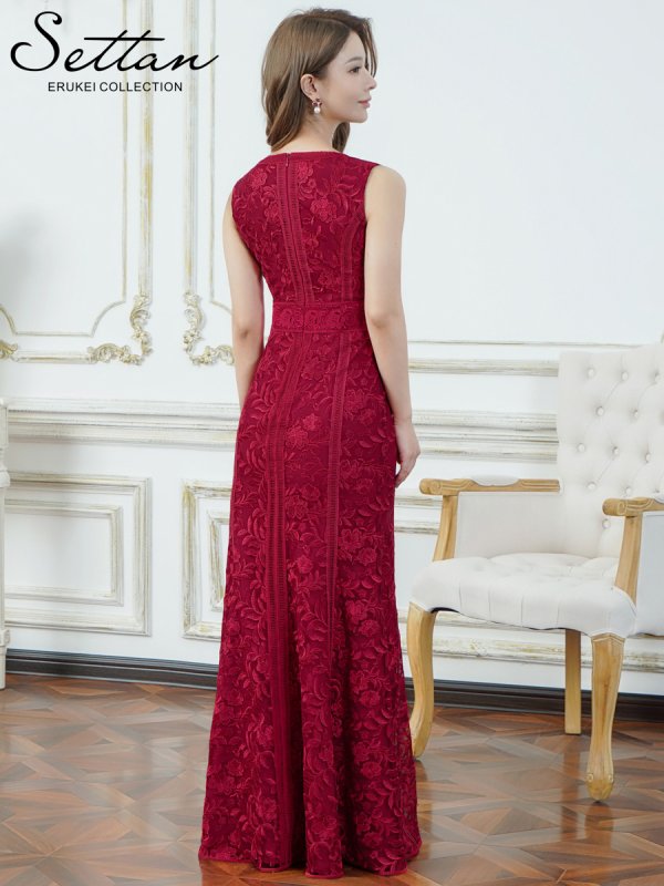 レッド　モデル：Aoli　身長：162cm 着用サイズ：7号(Sサイズ)