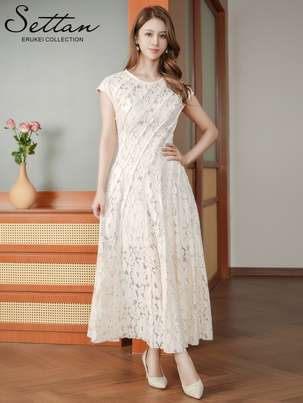 アイボリー　モデル：Aoli　身長：162cm 着用サイズ：7号(Sサイズ)