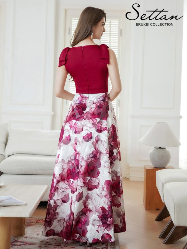 ワインレッドxホワイト モデル:Aoli 身長:162cm:7号(Sサイズ)サイズ