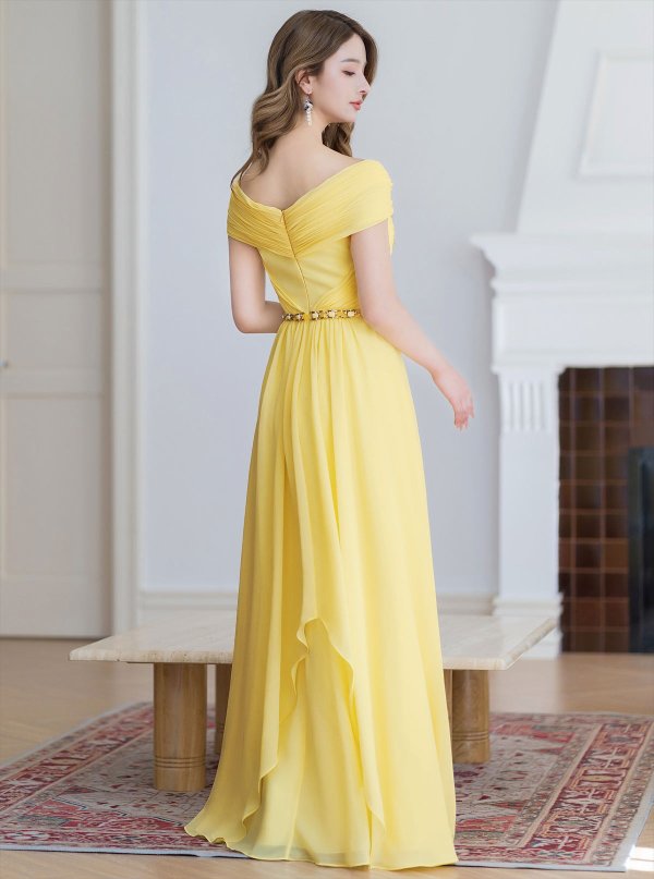 イエロー モデル:Aoli 身長:162cm:7号(Sサイズ)サイズ