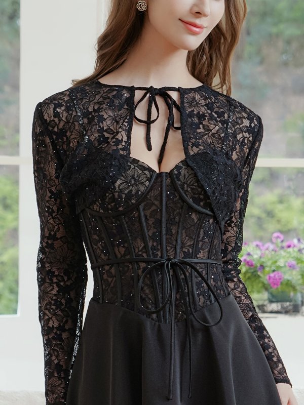 ブラック　モデル：Aoli　身長：162cm　着用サイズ：7号(Sサイズ)着用