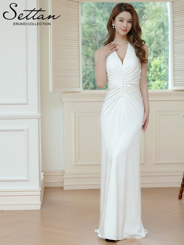 ホワイト　モデル：Aoli　身長：162cm　着用サイズ：7号(Sサイズ)