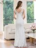 ホワイト モデル：Aoli　身長：162cm 着用サイズ：7号(Sサイズ)
