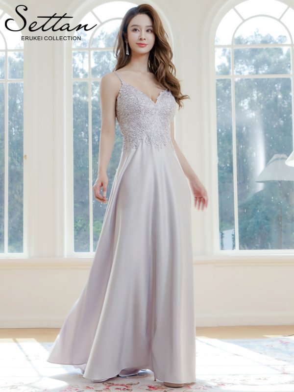 シルバー モデル：Aoli　身長：162cm 着用サイズ：7号(Sサイズ)