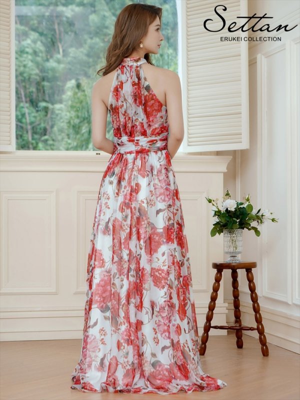 レッドxホワイト　モデル：Aoli　身長：162cm　着用サイズ：7号(Sサイズ)