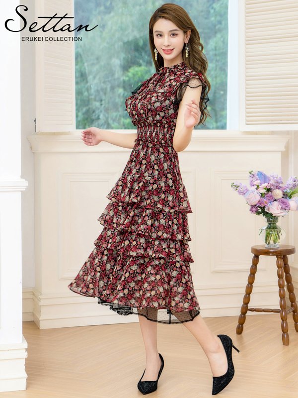 ブラックxレッド モデル：Aoli　身長：162cm 着用サイズ：7号(Sサイズ)